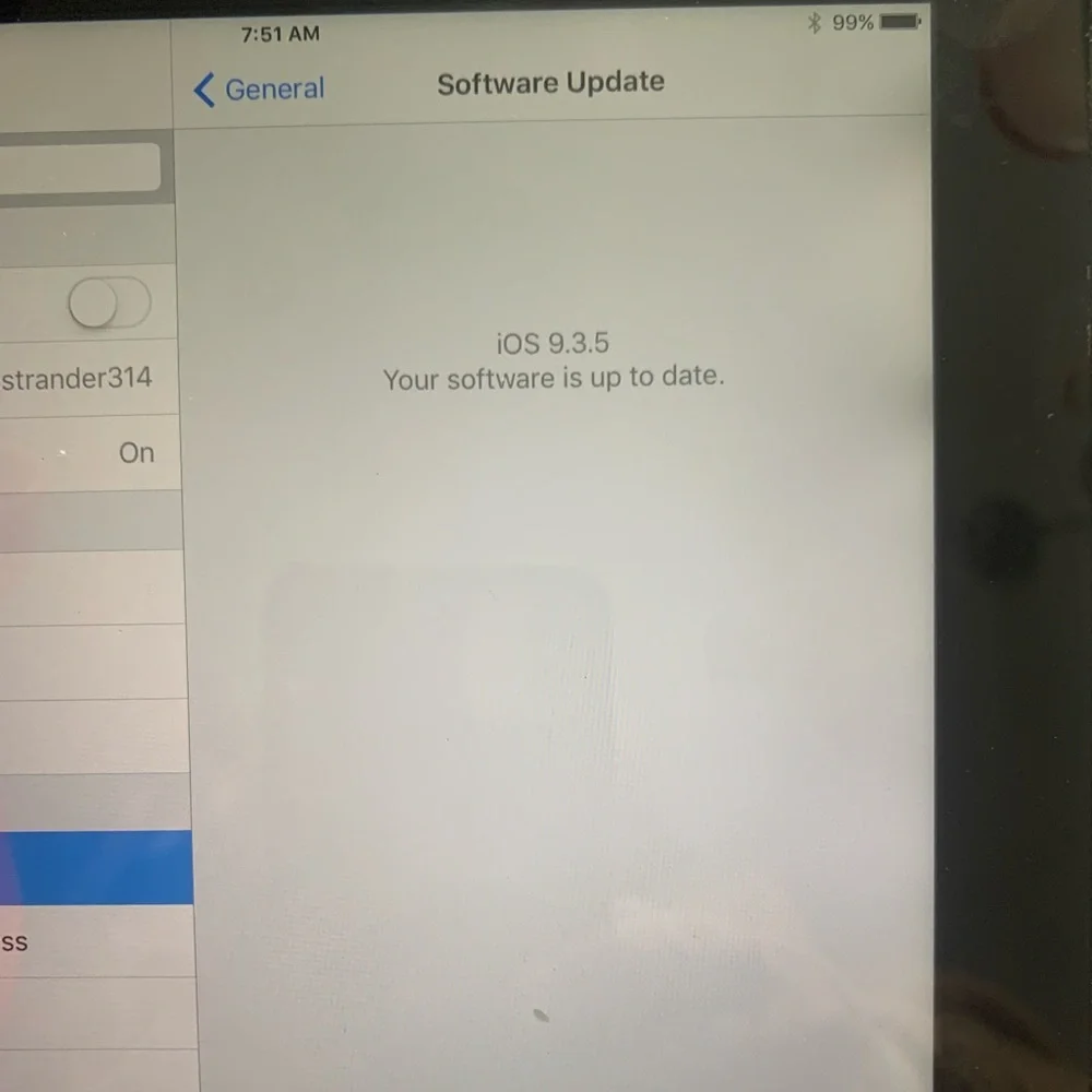 Apple iPad 3rd Generation 32GB Silver . Like new